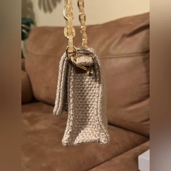 GWP Dior Beauty raffia flap cosmetic bag - Picture 5 of 7